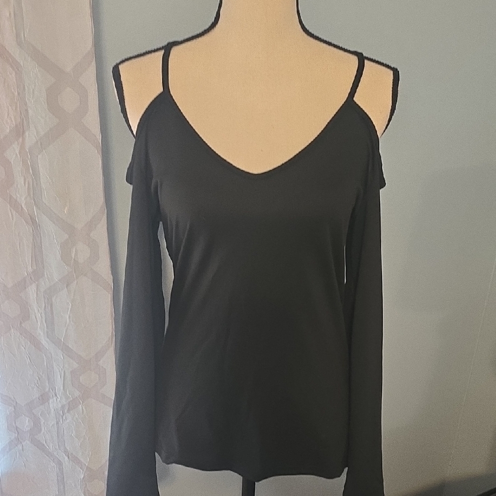 SHEIN Black Cold Shoulder Long Sleeve Blouse(26)
